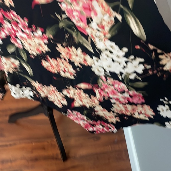 West Loop Women's Sundress Multicolor Black Floral Handkerchief Hem Sleeveless L - Picture 4 of 7